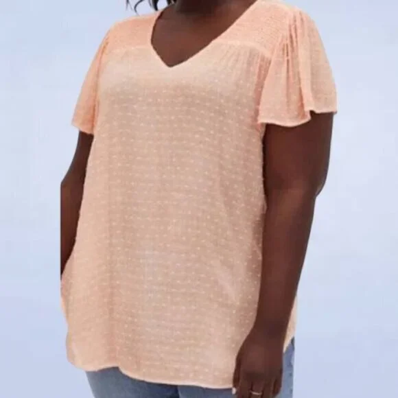 Torrid Peach Swiss Dot Smocked Top - Size Large - Picture 1 of 11